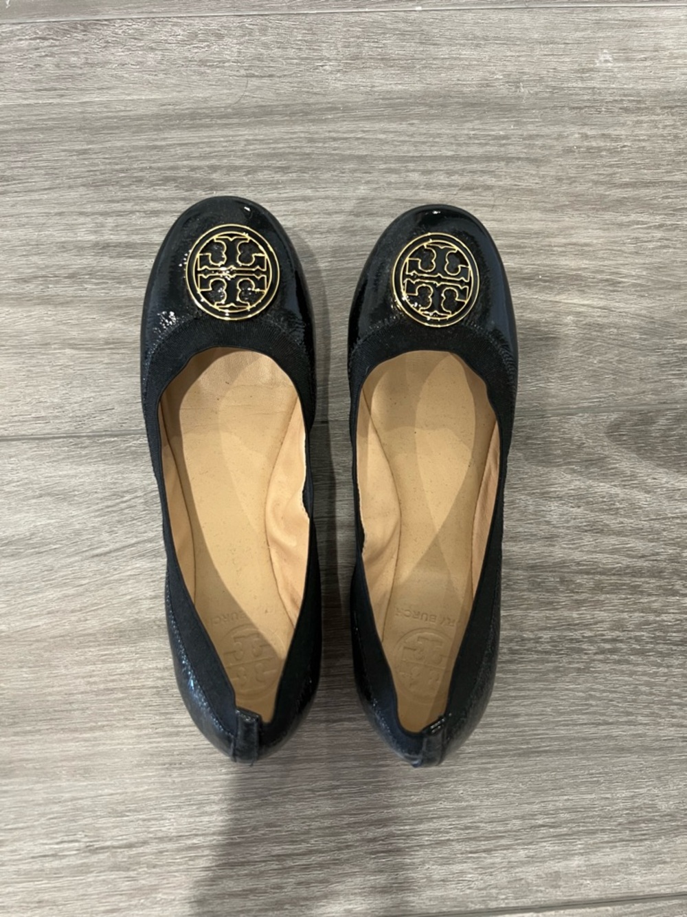 Tory Burch Black Patent Logo Round-Toe Ballet Flats